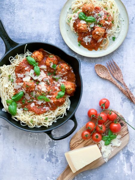 Frijsenborg kødboller i tomatsauce