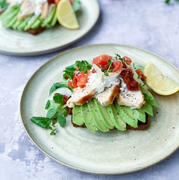 Frijsenborg avocadomad med kylling og tomat